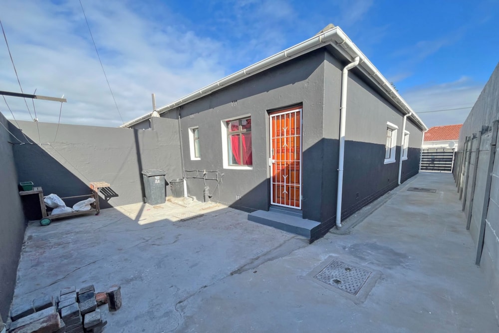 Semi-detached house sold in Brooklyn, Cape Town - 1TV1650945 Semi-detached house sold in Brooklyn, Cape Town - 1TV1650945