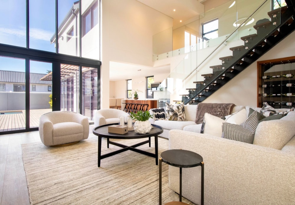 Security estate home for sale in Paradyskloof - ST1698490 Security estate home for sale in Paradyskloof - ST1698490