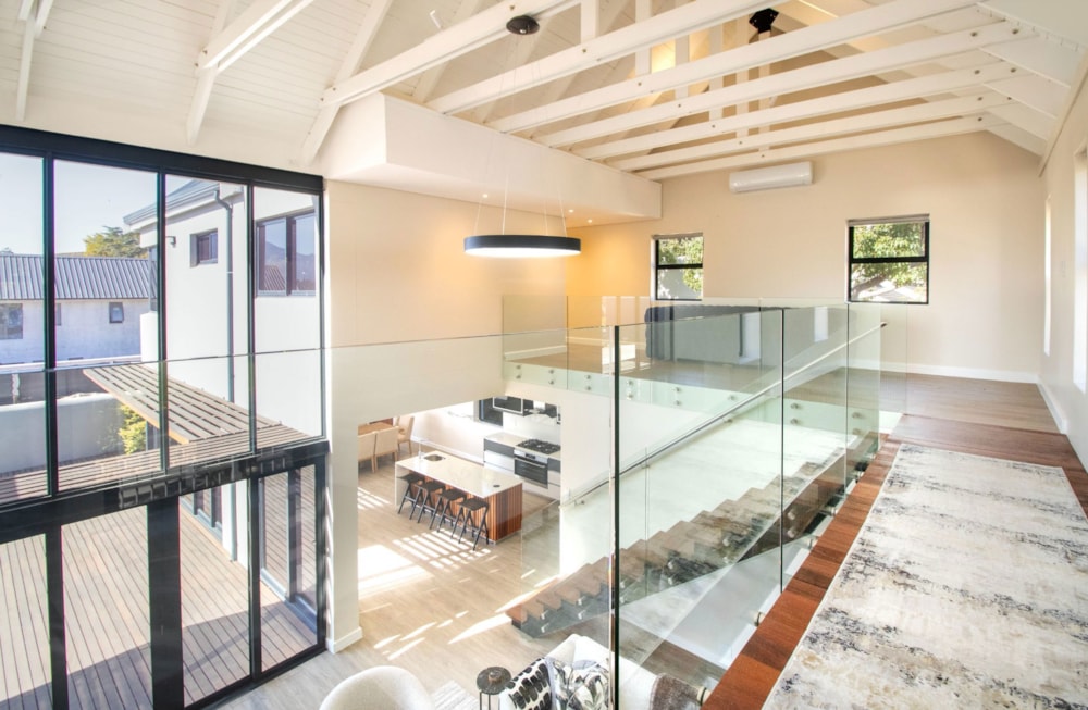 Security estate home for sale in Paradyskloof - ST1698490