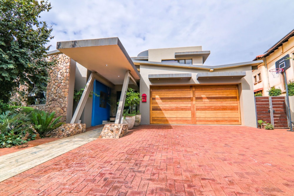 Security estate home for sale in Midstream Estate - CN1693731 Security estate home for sale in Midstream Estate - CN1693731