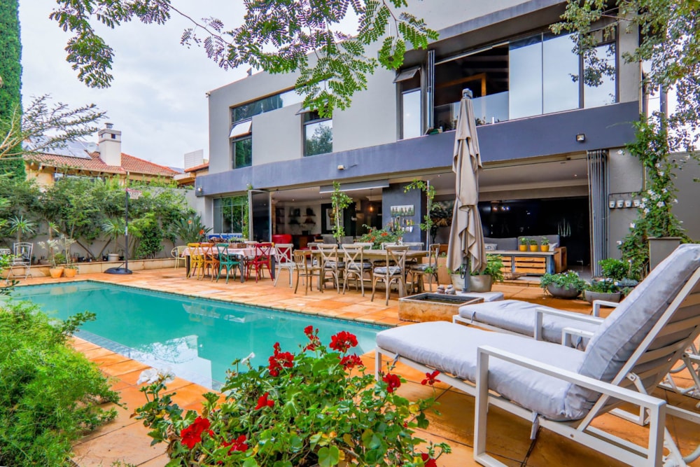 Security estate home for sale in Midstream Estate - CN1693731