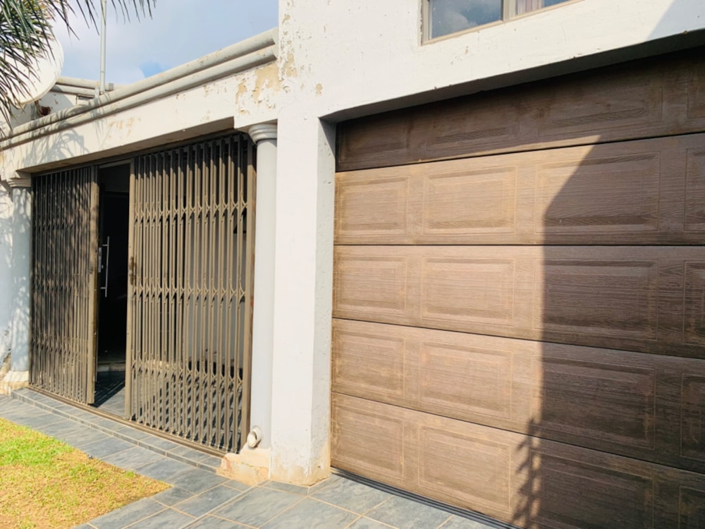 House for sale in Tsakane - 1BJ1696846