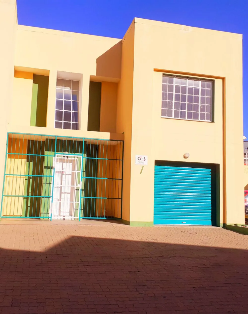 Townhouse for sale in Hochland Park, Namibia - 3NM1681078