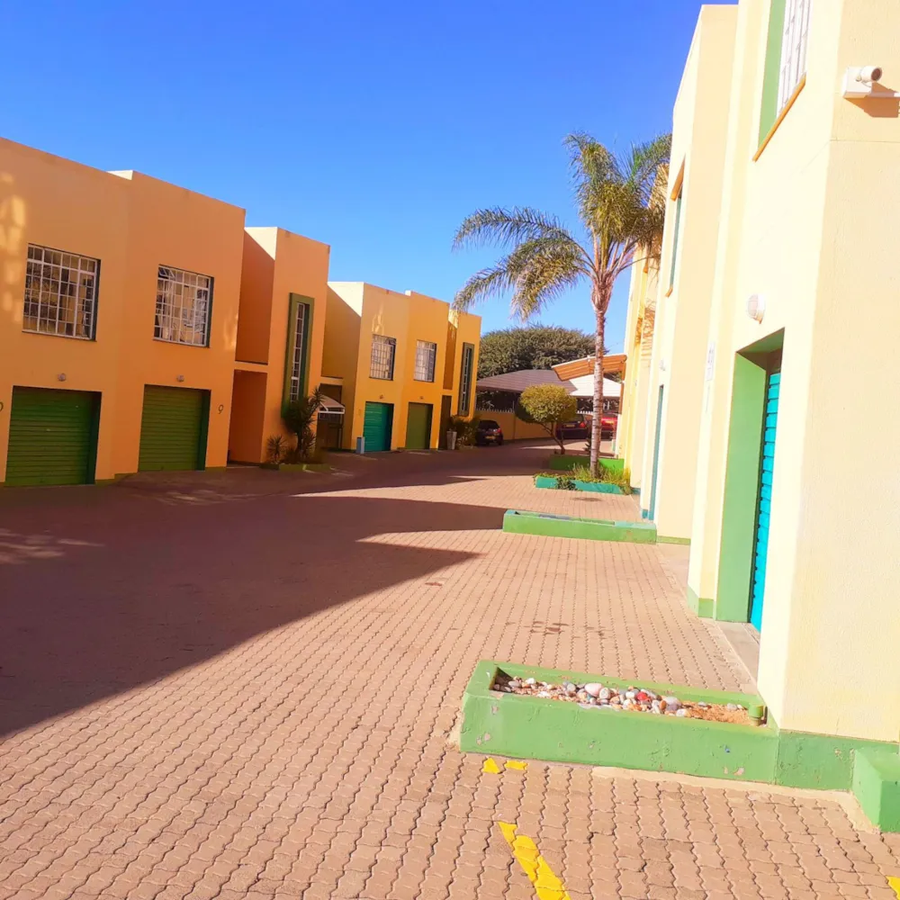 Townhouse for sale in Hochland Park, Namibia - 3NM1681078