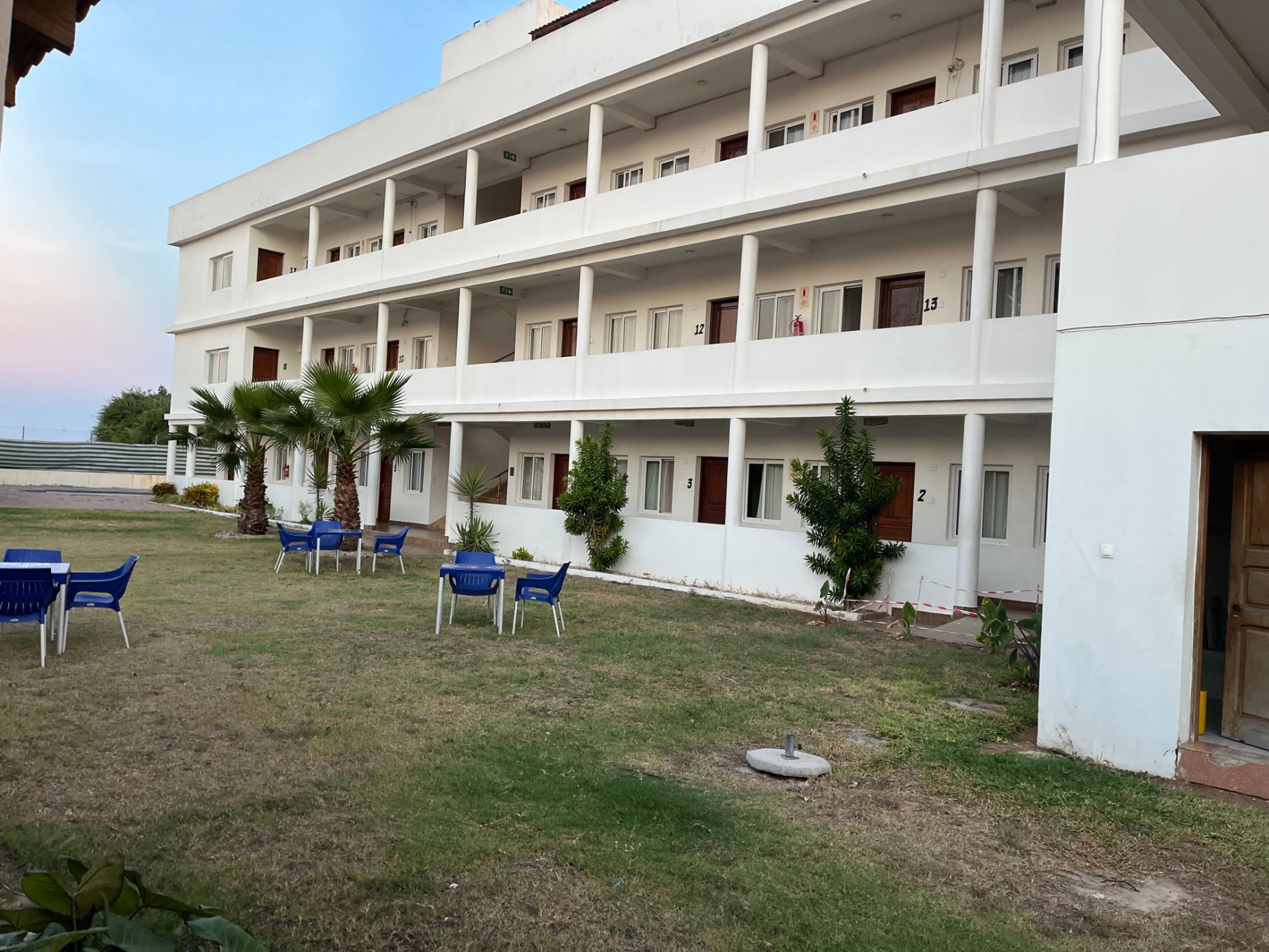 Hotel for sale in Catembe, Mozambique - 3MQ1689361