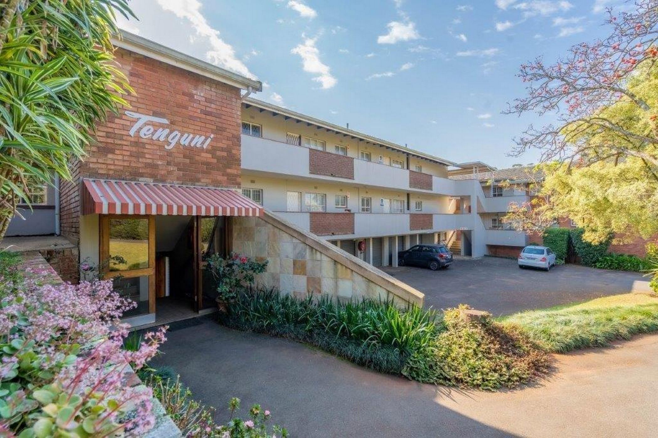 Apartment to rent in Kloof - 1KF1743348