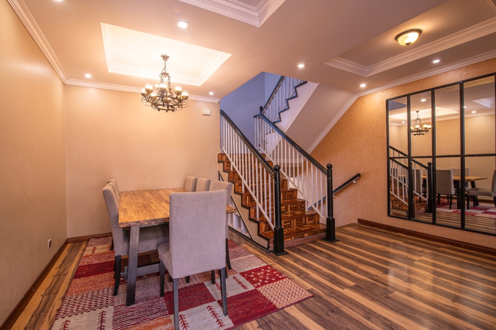 Townhouse sold in Kilimani, Kenya - 3KE1695389 Townhouse sold in Kilimani, Kenya - 3KE1695389