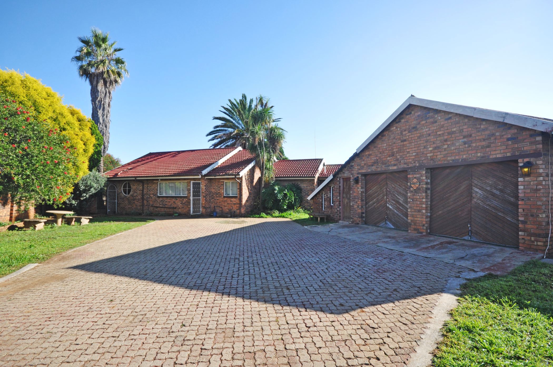 House for sale in Risiville - 1VT1699266