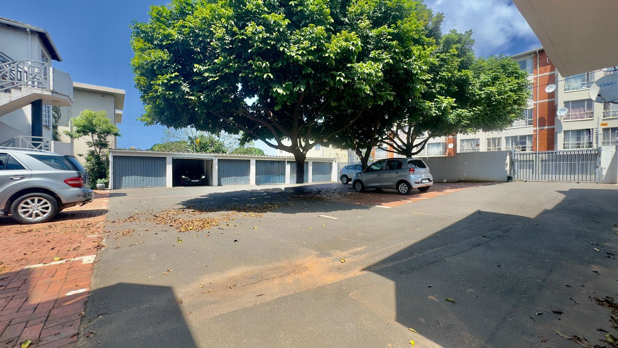 Apartment for sale in Glenwood, Durban - 1DA1692923