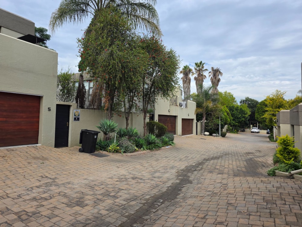 Townhouse let in Craighall - JBL1692975 Townhouse let in Craighall - JBL1692975