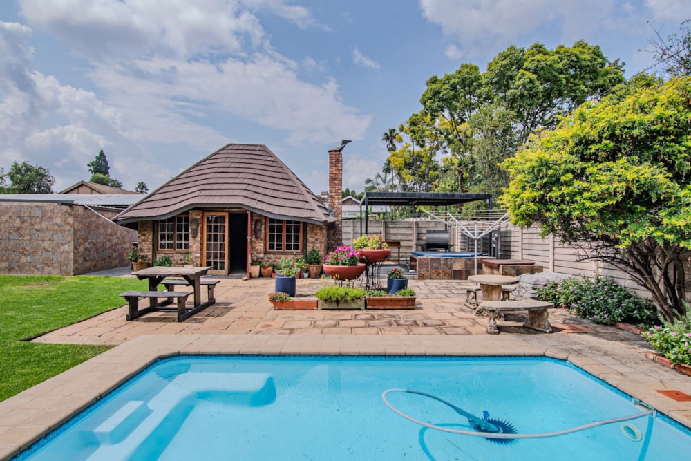 House sold in The Reeds - CN1701506 House sold in The Reeds - CN1701506