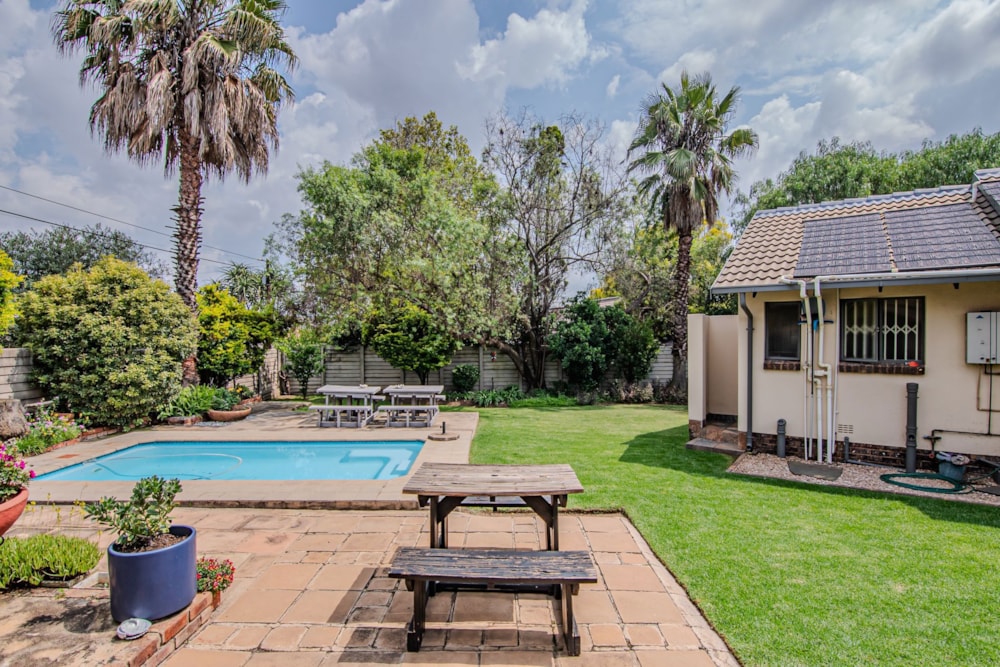 House sold in The Reeds - CN1701506 House sold in The Reeds - CN1701506