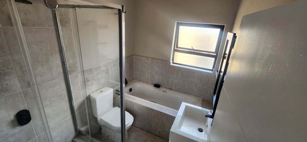 Apartment for sale in Heuwelsig, Kimberley - 1KJ1696533