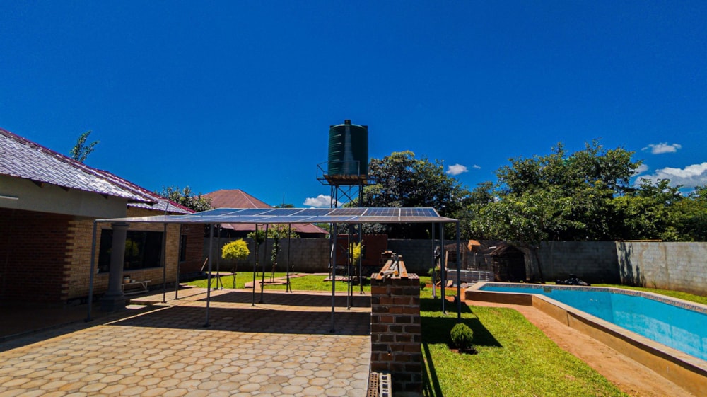 Security complex home to rent in Leopards Hill, Zambia - 3ZA1699403 Security complex home to rent in Leopards Hill, Zambia - 3ZA1699403
