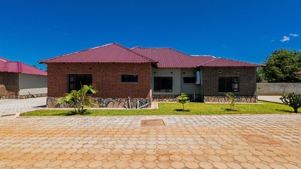 Security complex home to rent in Leopards Hill, Zambia - 3ZA1699403 Security complex home to rent in Leopards Hill, Zambia - 3ZA1699403