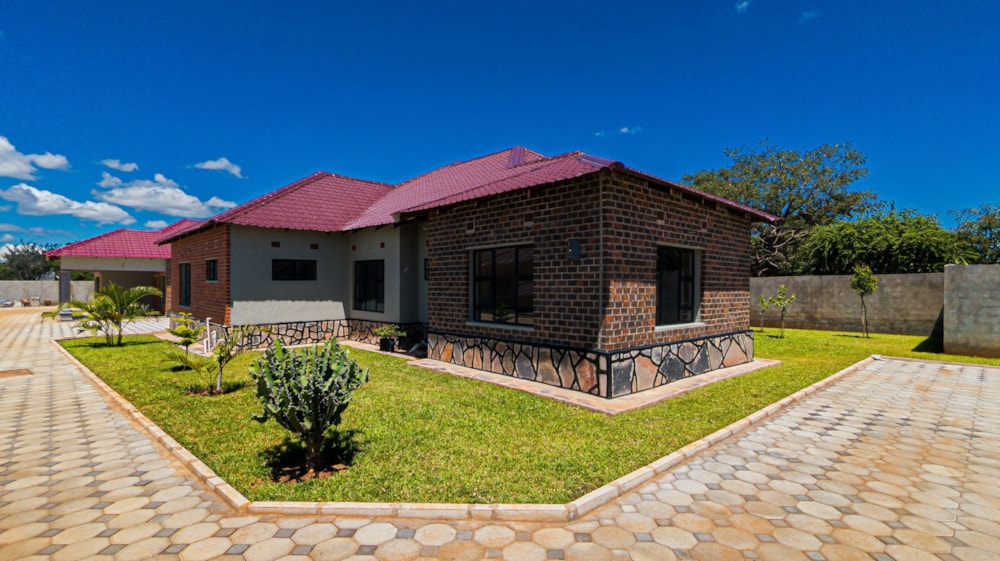Security complex home to rent in Leopards Hill, Zambia - 3ZA1699403 Security complex home to rent in Leopards Hill, Zambia - 3ZA1699403