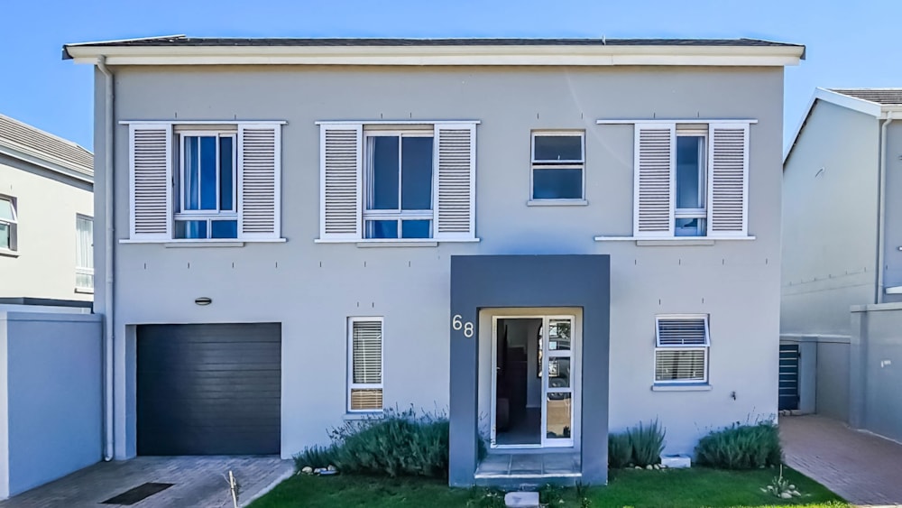 Security complex home sold in Klein Parys - TK1698324 Security complex home sold in Klein Parys - TK1698324