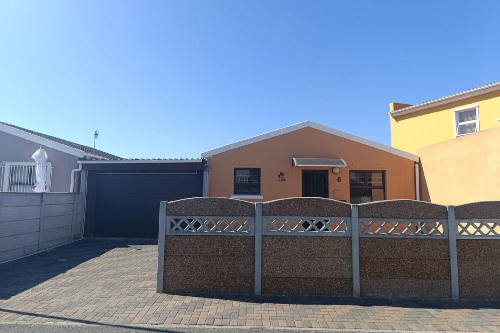 House sold in Phoenix , Milnerton - 1TV1696853
