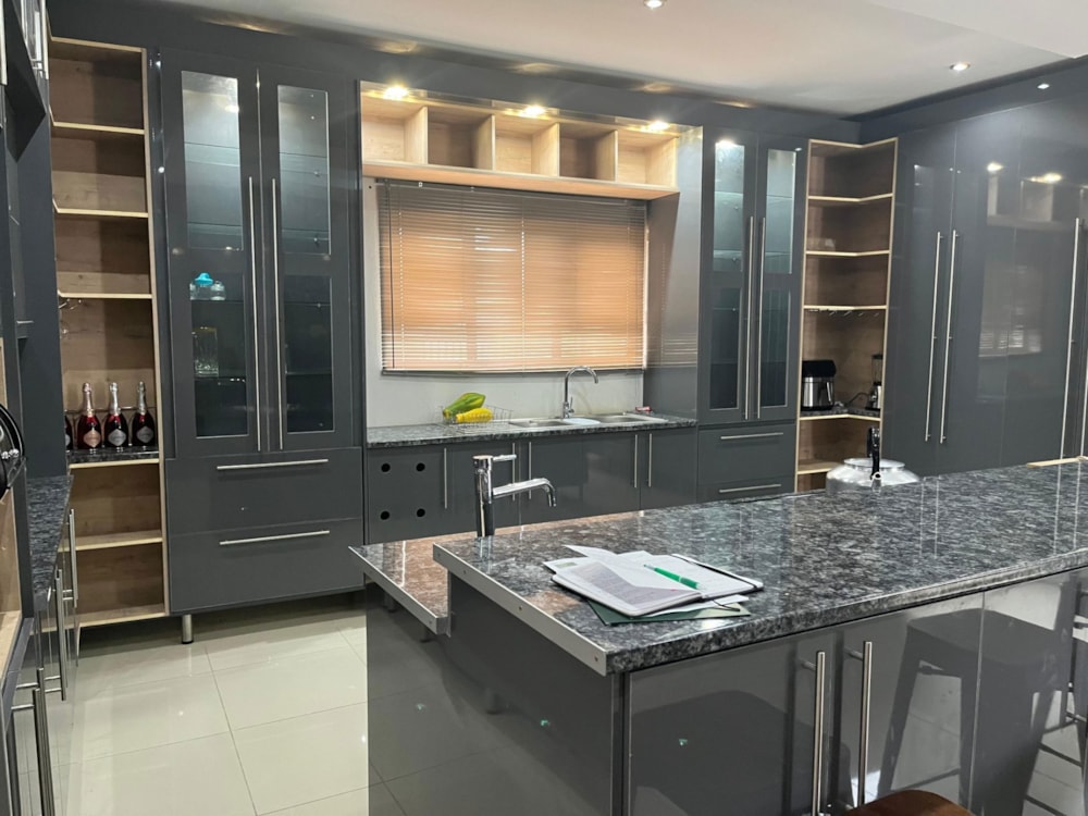 House for sale in Kampersrus - 1HS1695748