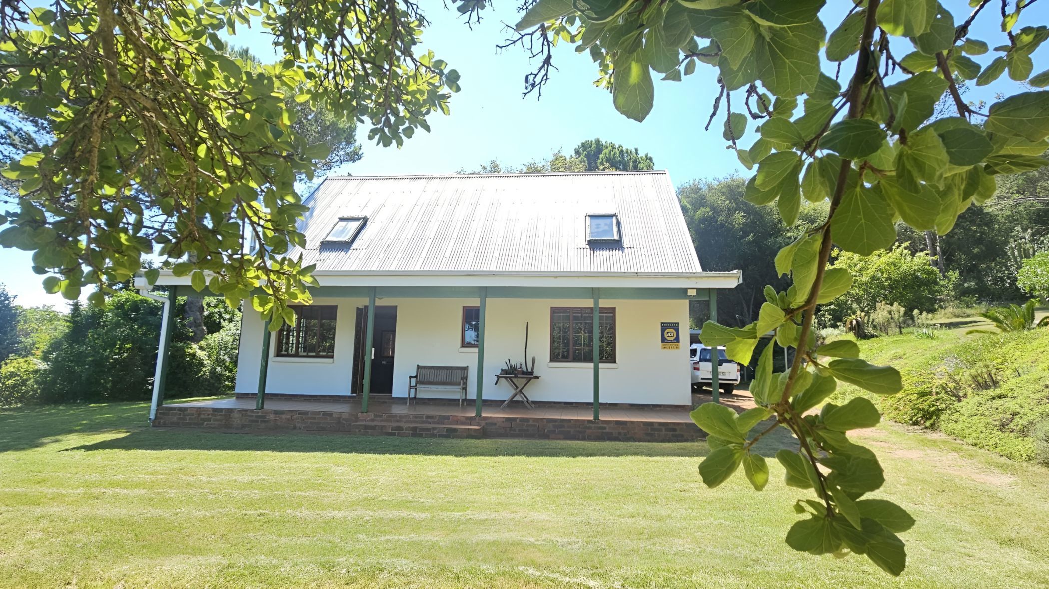 House sold in Theescombe - 1PLZ1695807