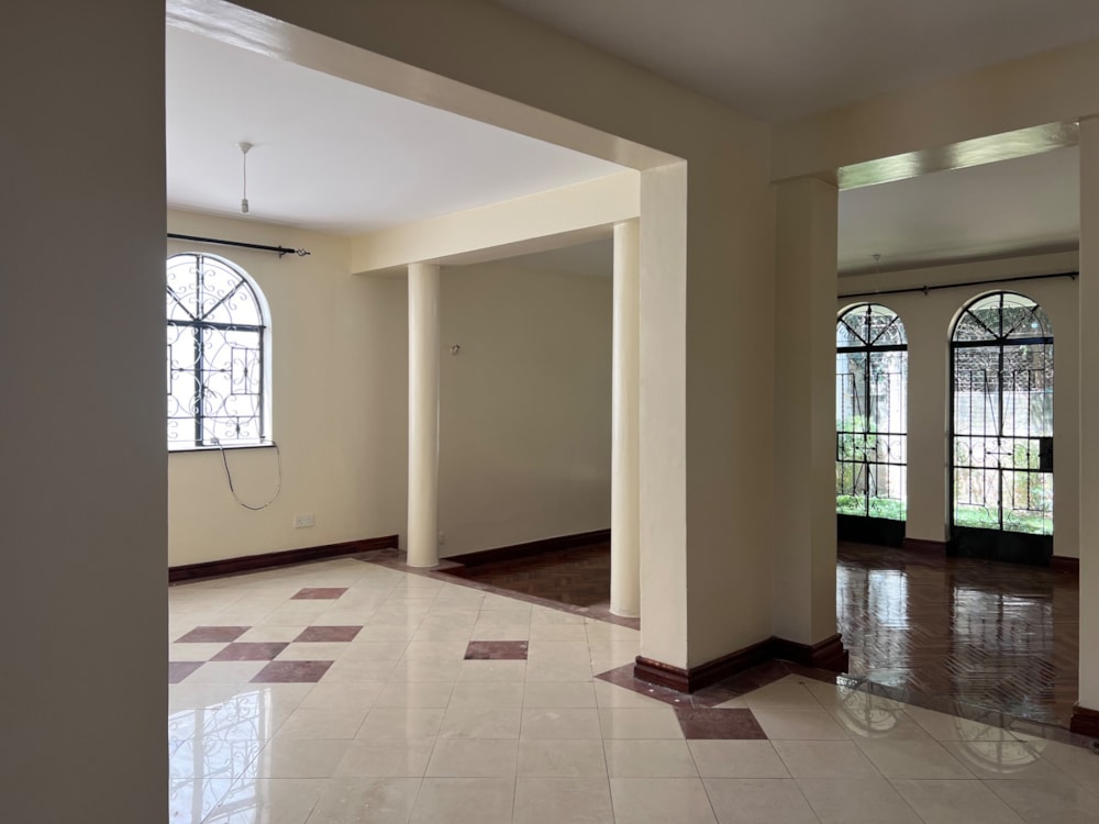 Townhouse for sale in Riverside, Kenya - 3KE1709107 Townhouse for sale in Riverside, Kenya - 3KE1709107