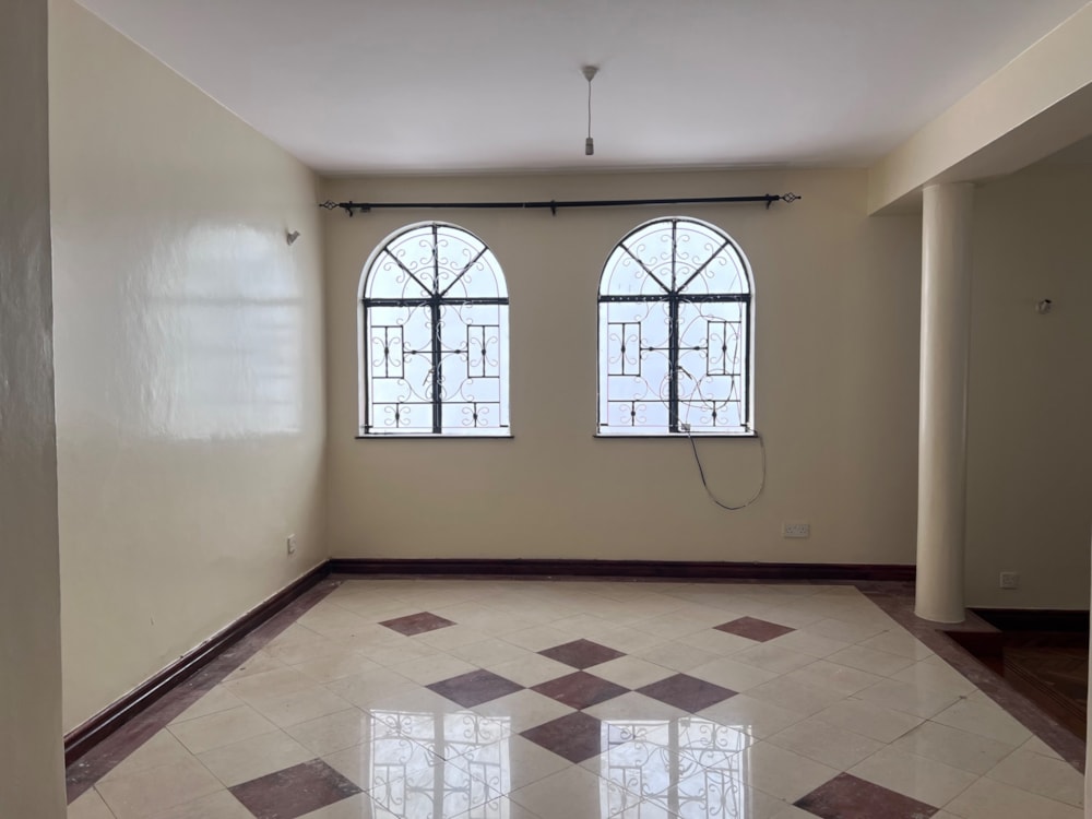 Townhouse for sale in Riverside, Kenya - 3KE1709107 Townhouse for sale in Riverside, Kenya - 3KE1709107
