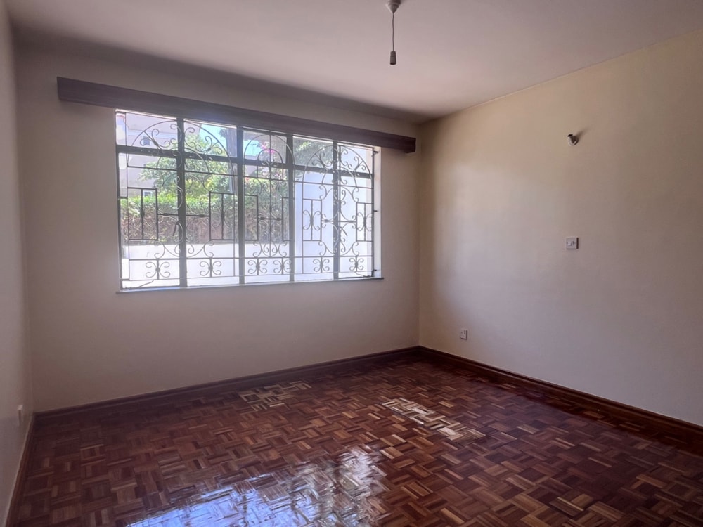 Townhouse for sale in Riverside, Kenya - 3KE1709107 Townhouse for sale in Riverside, Kenya - 3KE1709107