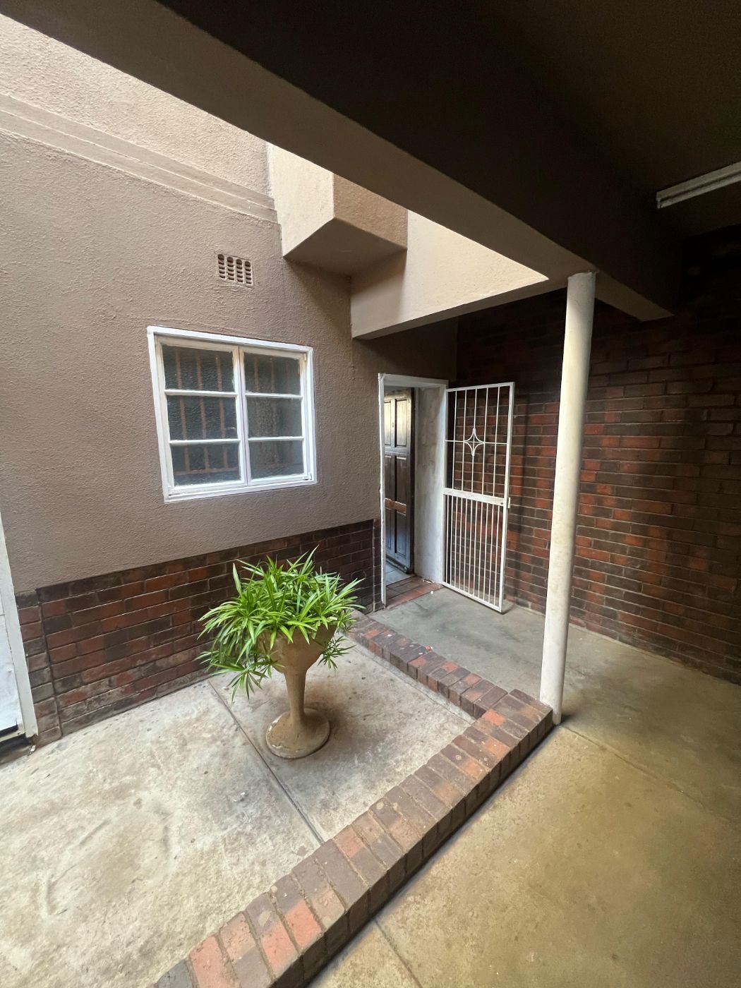 Apartment for sale in Kimberley - 1KJ1697333