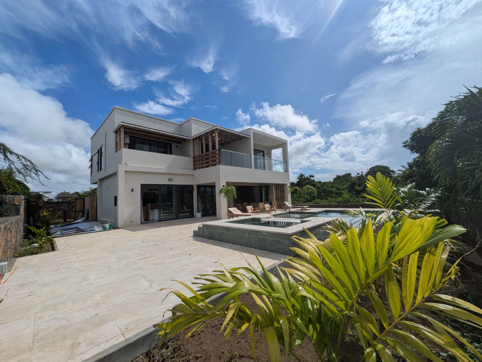 House to rent in Grand Gaube, Mauritius - MPR1695934