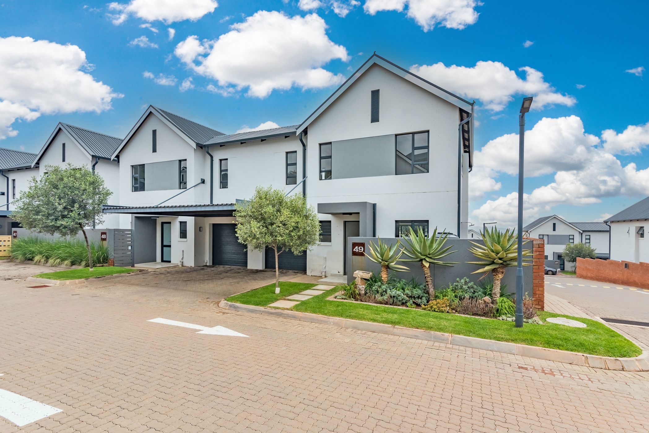 Townhouse let in Pinehaven - 1KR1696180