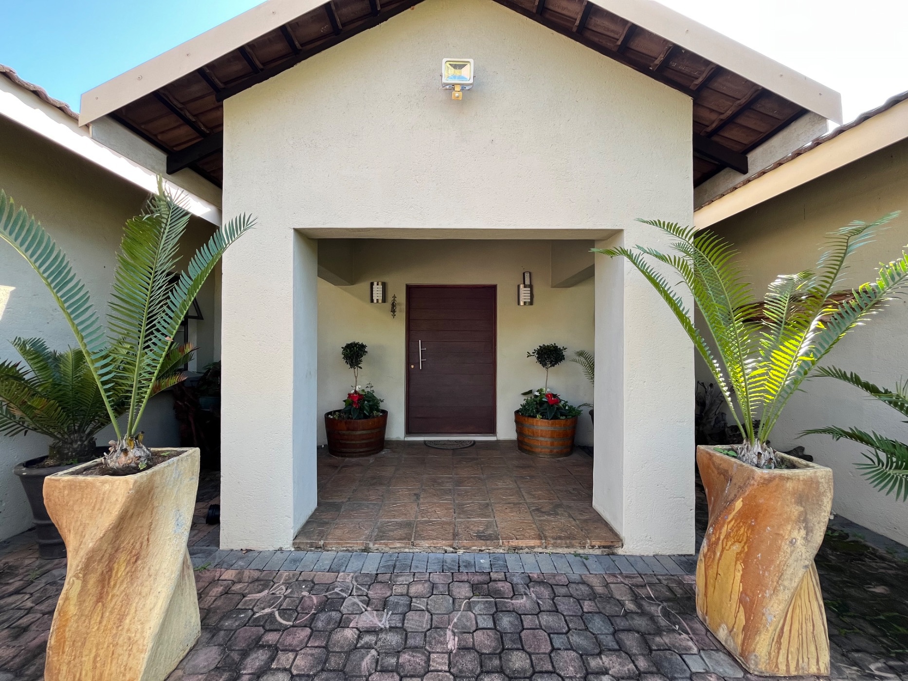Security estate home for sale in Ntulo Wildlife Estate - 1NS1698154