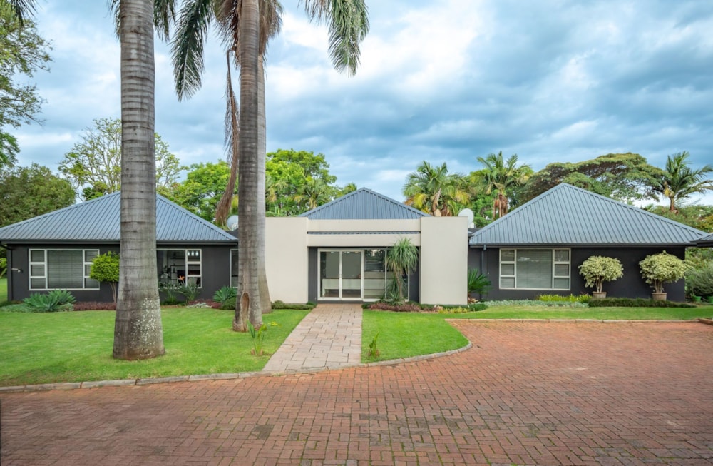 Commercial Building for sale in Borrowdale, Zimbabwe - 3ZB1696284