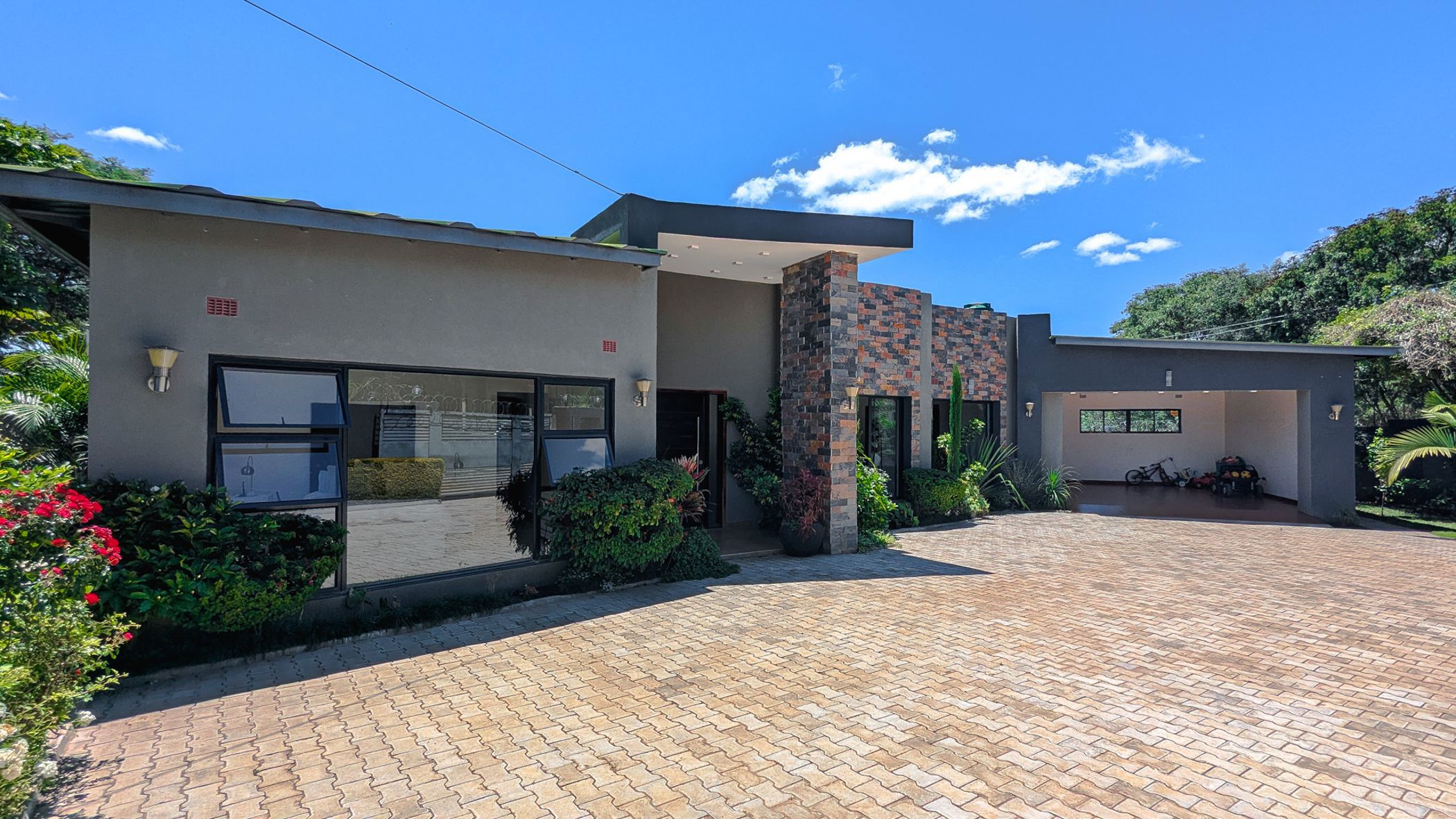 House to rent in Leopards Hill, Zambia - 3ZA1697608