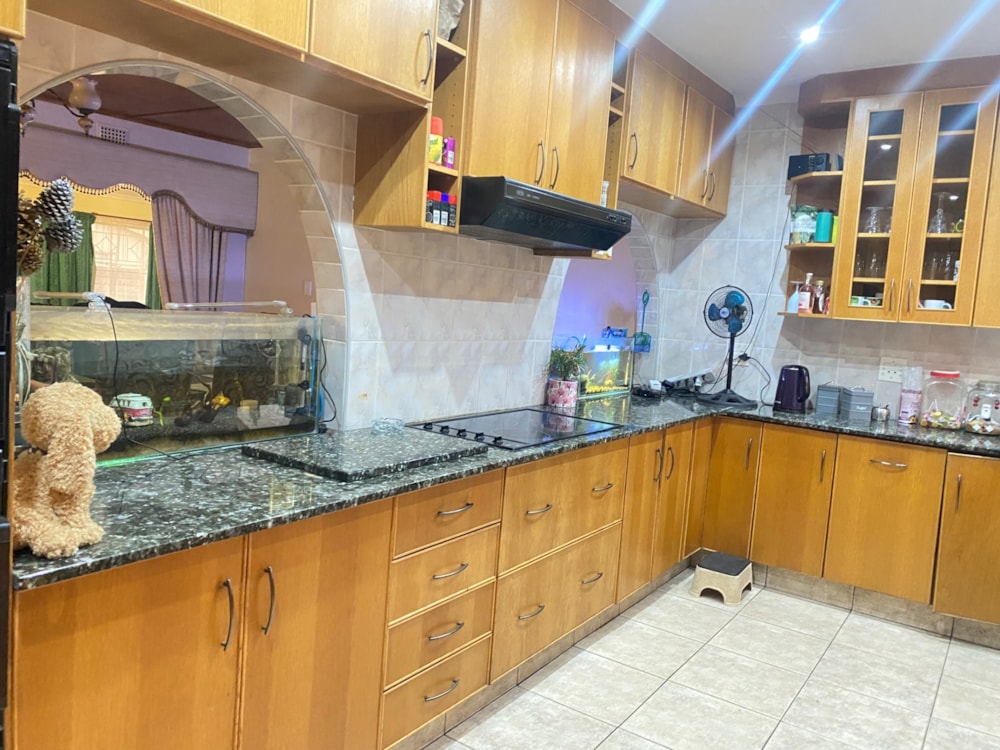 House for sale in Pioneer Park - 1NW1696390