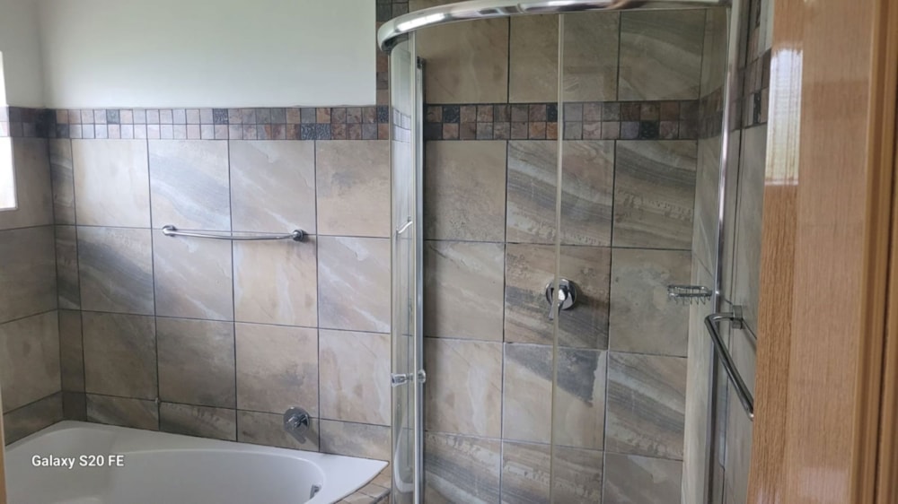 House let in Selcourt - 1SP1696332