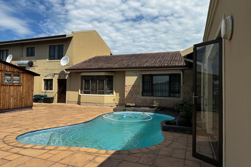 House for sale in Pinetown - 1WP1696350