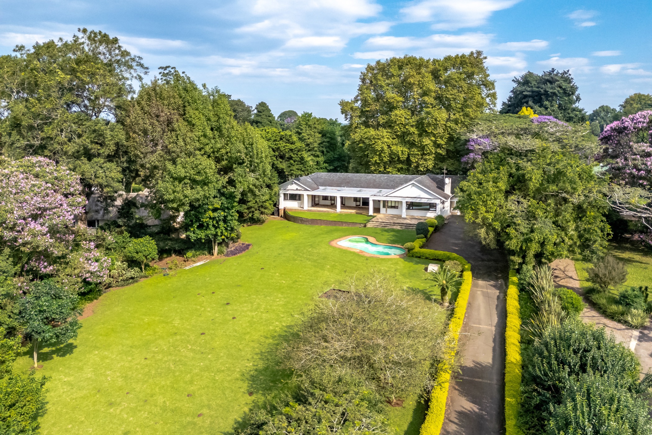 House to rent in Kloof - 1KF1720794