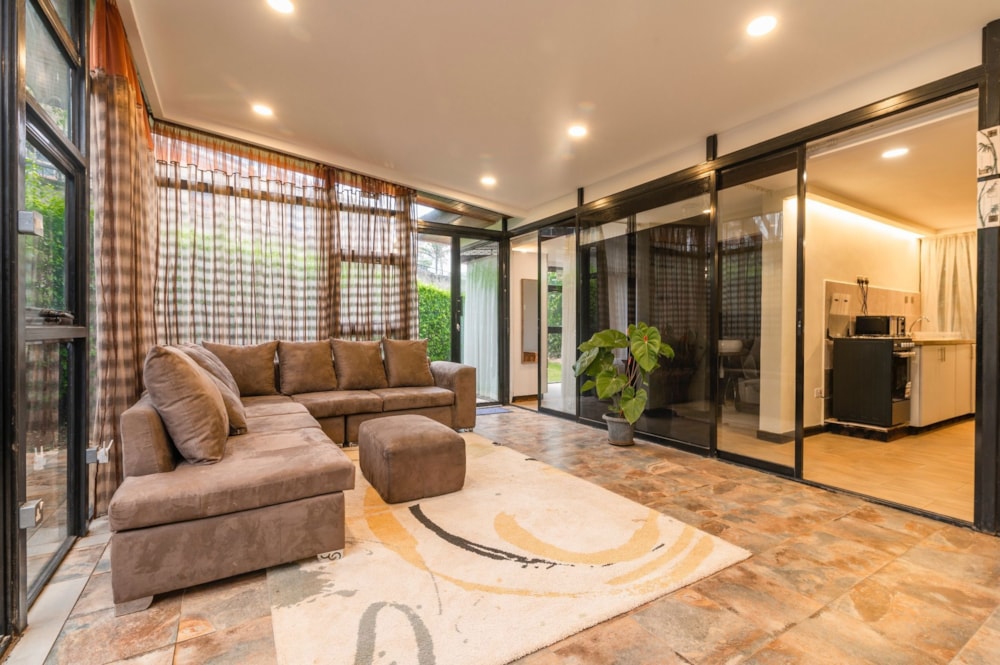 Garden apartment let in Ridgeways, Kenya - 3KE1696365 Garden apartment let in Ridgeways, Kenya - 3KE1696365