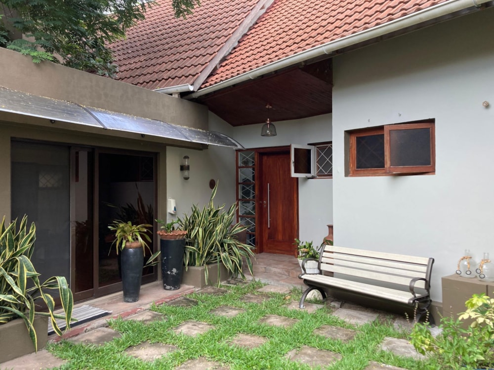 House for sale in Matola, Mozambique - 3MQ1696603