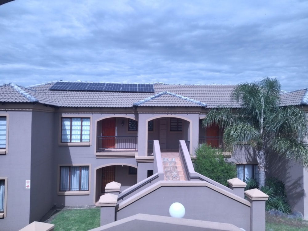 Apartment for sale in Helderwyk Estate - 1BJ1696572 Apartment for sale in Helderwyk Estate - 1BJ1696572