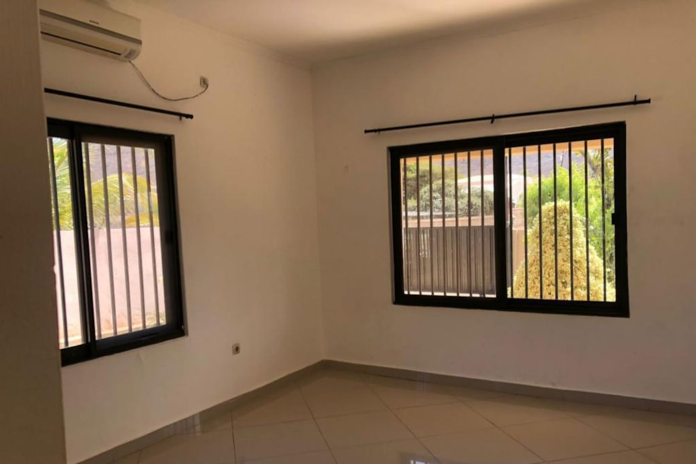 House for sale in Tete, Tete, Mozambique - 3MQ1697750 House for sale in Tete, Tete, Mozambique - 3MQ1697750