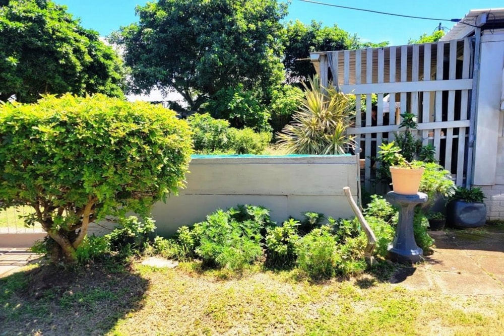 Townhouse for sale in Amanzimtoti - 1WB1697531