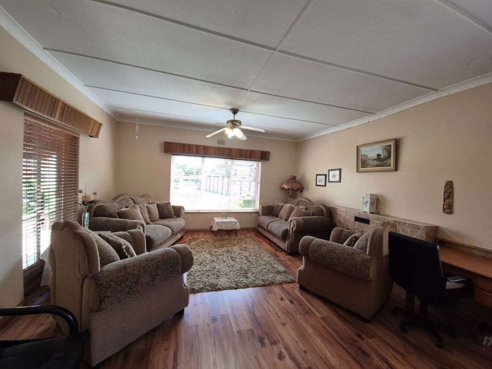 House for sale in Nigel Central - 1SP1699074