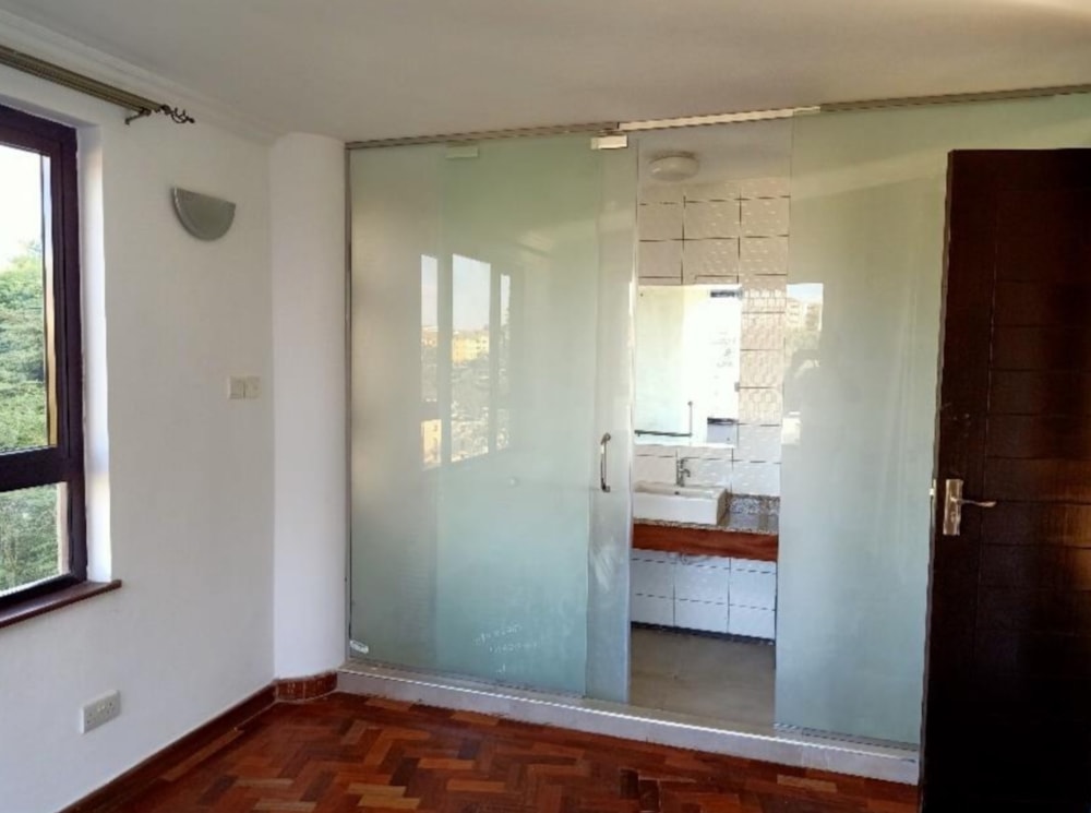 Double-storey apartment for sale in Riverside, Kenya - 3KE1725422