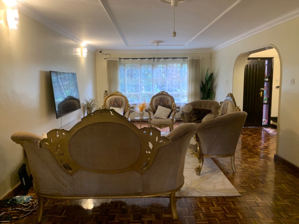 Townhouse let in Kilimani, Kenya - 3KE1696678 Townhouse let in Kilimani, Kenya - 3KE1696678