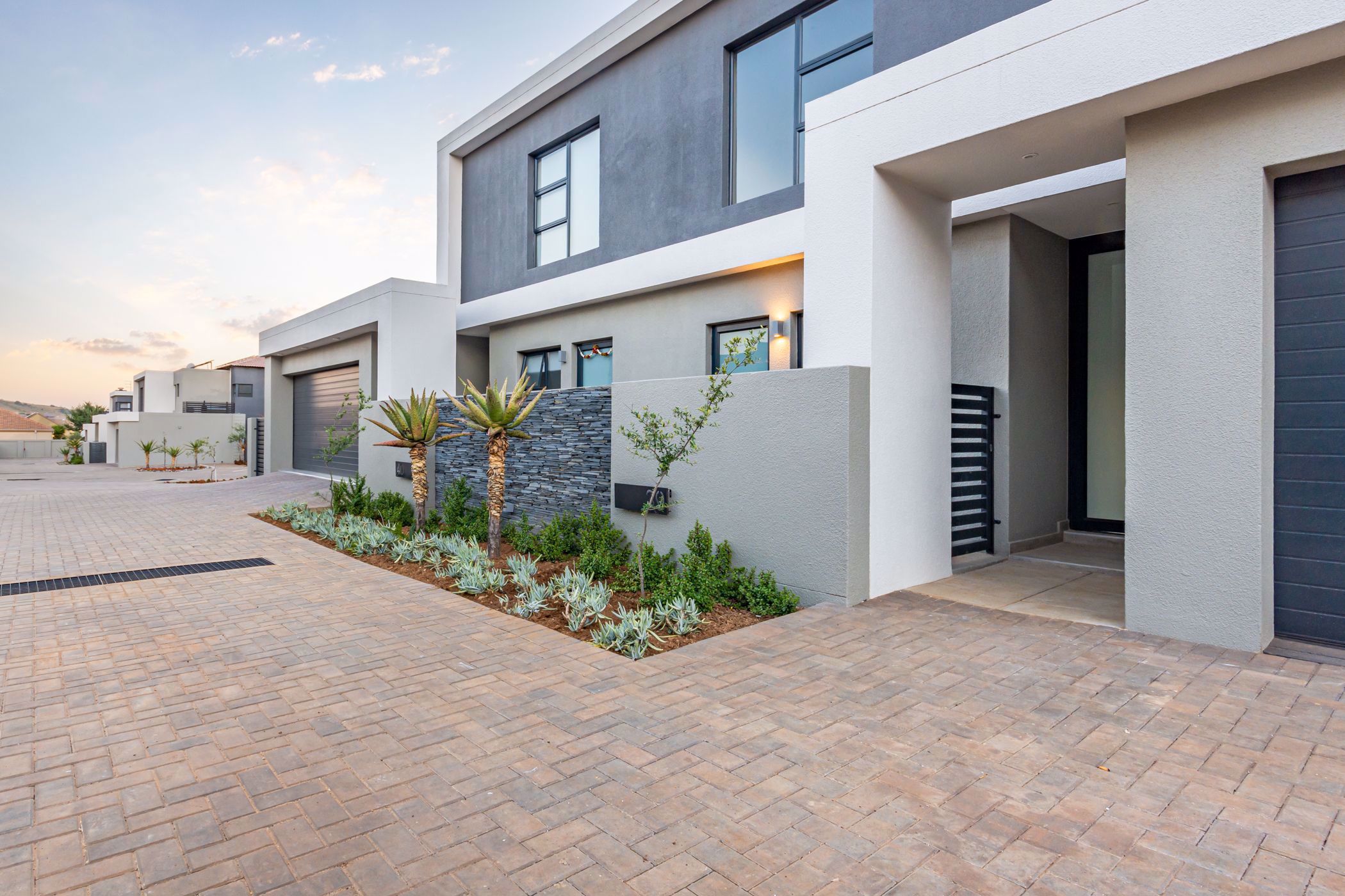 House for sale in Aspen Hills - 1GV1696708