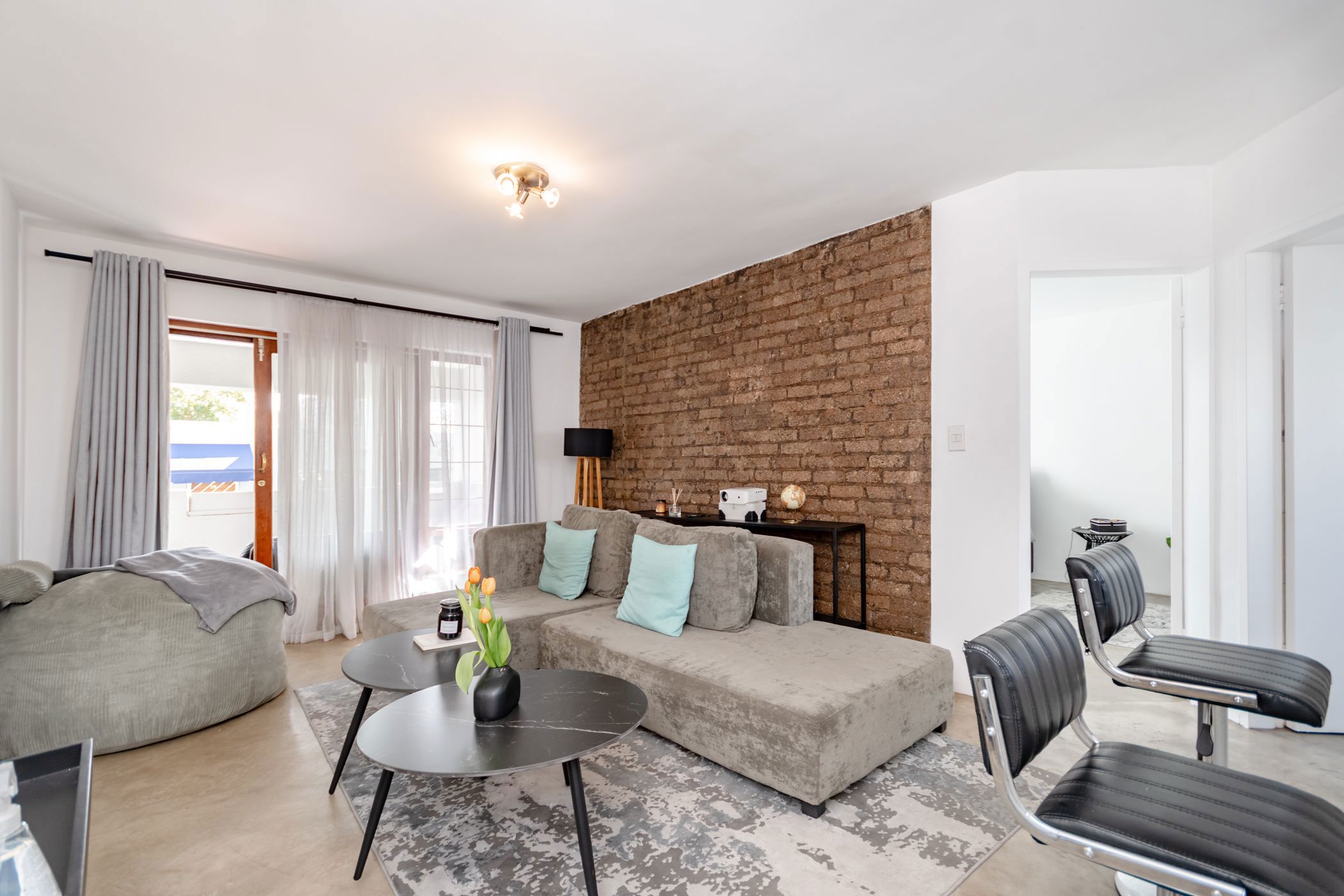 Apartment for sale in Morningside, Sandton - HP1697474