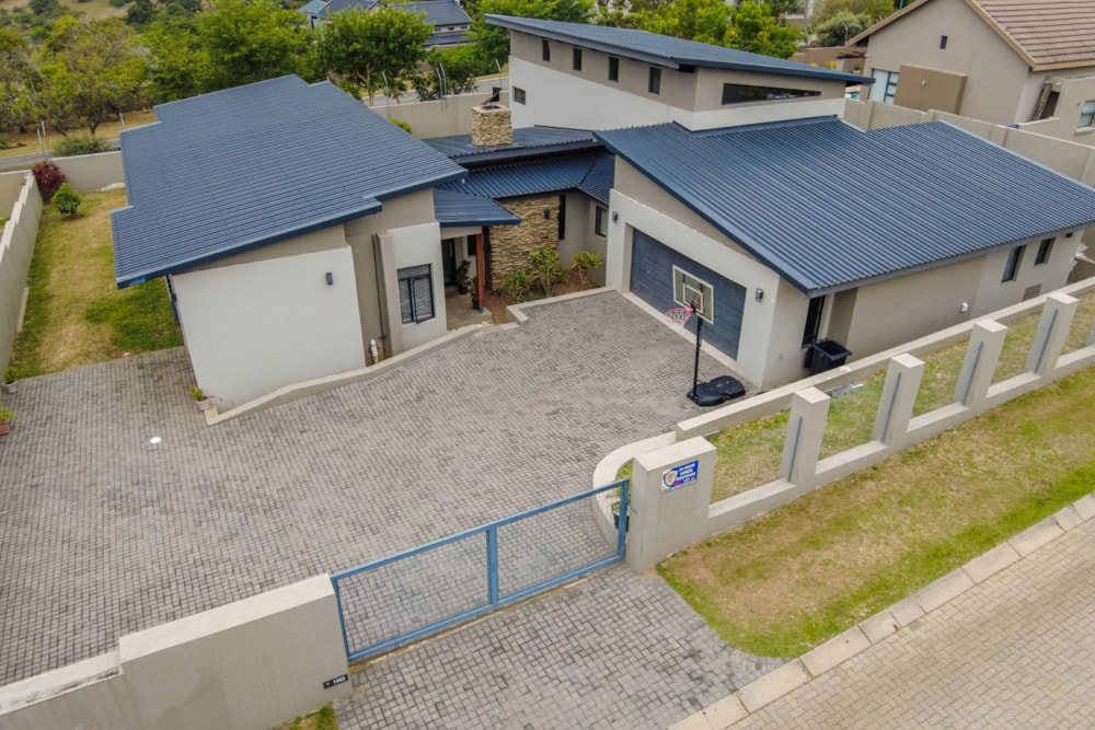 House let in The Rest - 1NS1696897 House let in The Rest - 1NS1696897