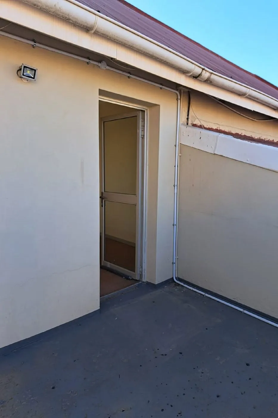 Commercial office let in Kokstad - 1UB1697012