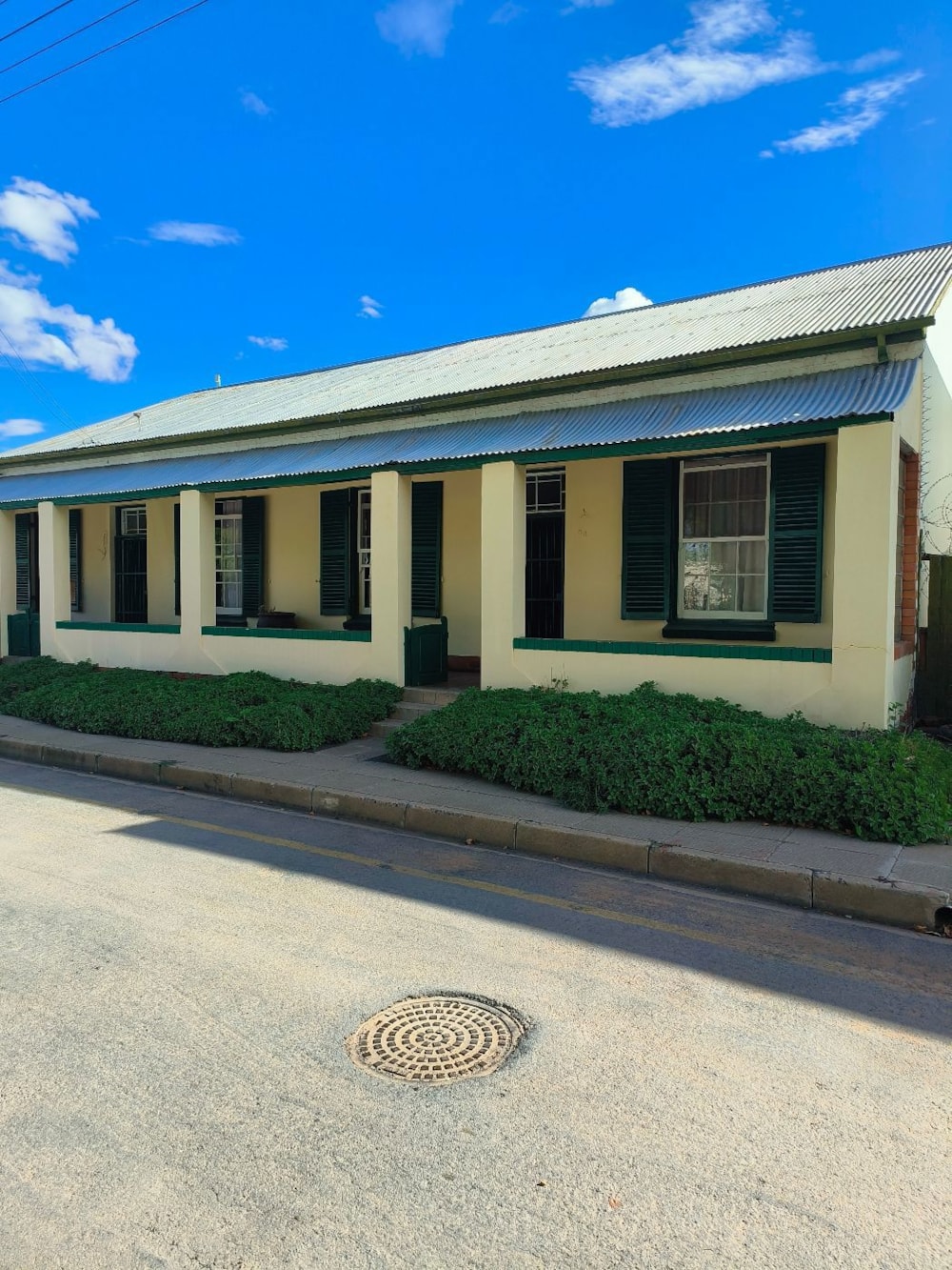 House for sale in Beaufort West - 1KK1697134